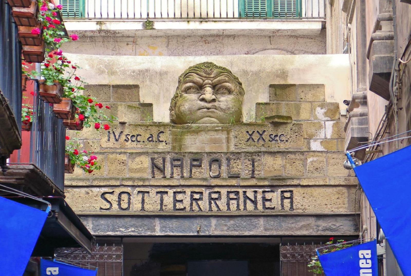 Sasy Jr House Via San Mattia 72 Naples Exterior photo